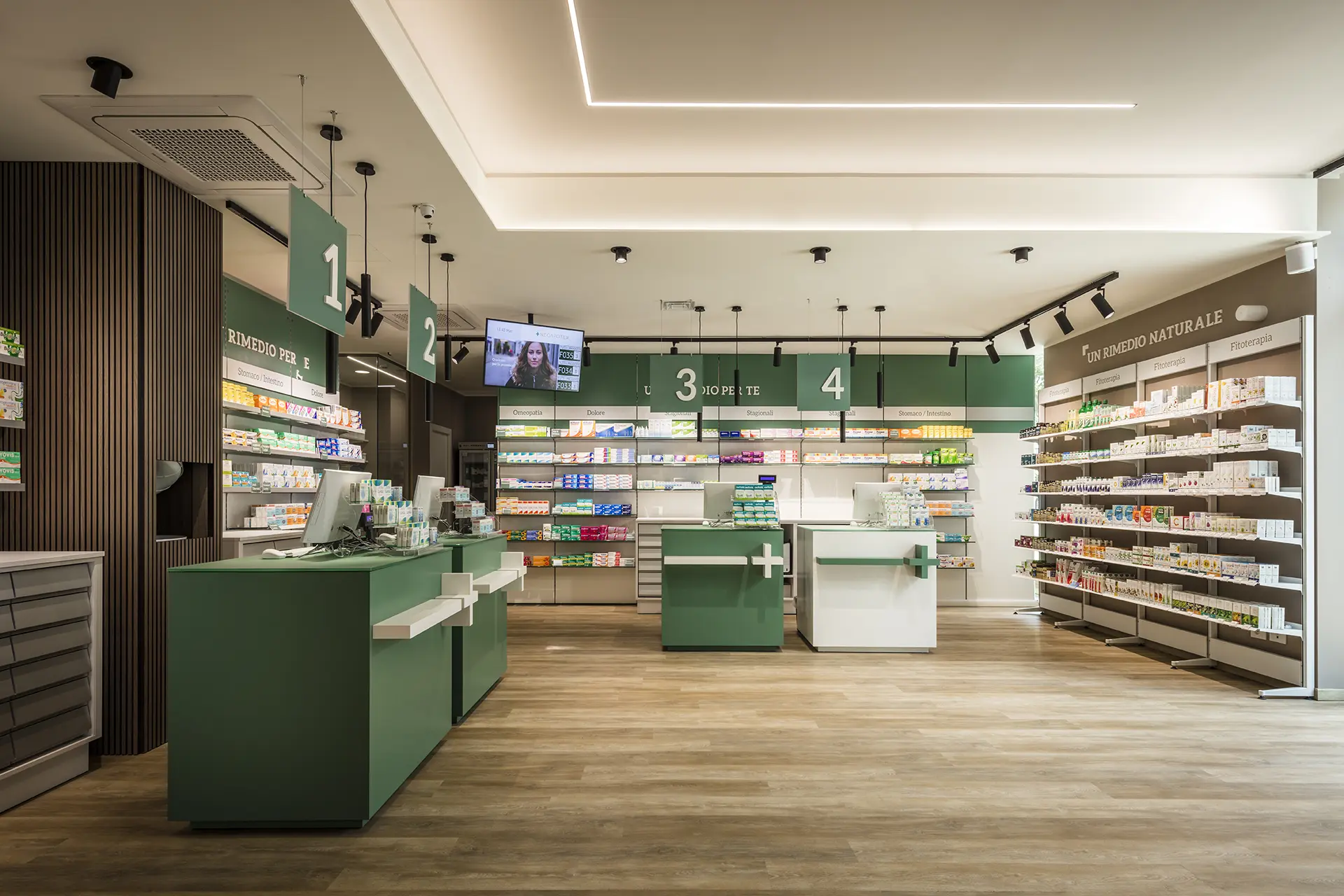 Realizzazioni Th.Kohl Farmacia Stadio Bergamo BG 01